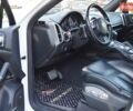 Білий Порше Cayenne, об'ємом двигуна 3 л та пробігом 122 тис. км за 23500 $, фото 20 на Automoto.ua