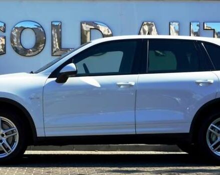 Білий Порше Cayenne, об'ємом двигуна 3 л та пробігом 122 тис. км за 23500 $, фото 15 на Automoto.ua