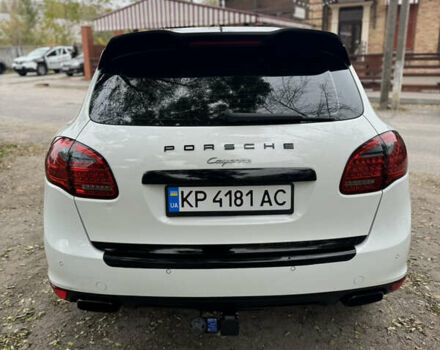 Білий Порше Cayenne, об'ємом двигуна 2.97 л та пробігом 202 тис. км за 19000 $, фото 4 на Automoto.ua