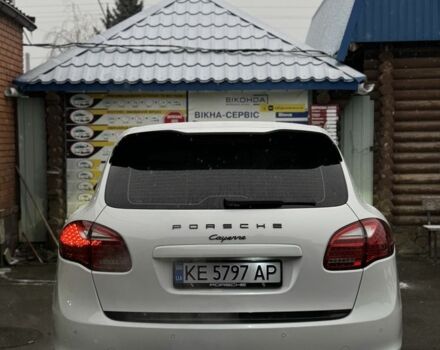 Белый Порше Каен, объемом двигателя 3 л и пробегом 200 тыс. км за 21500 $, фото 8 на Automoto.ua