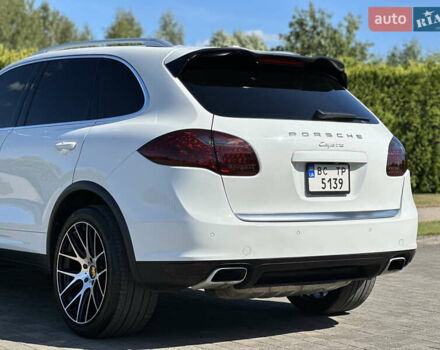 Порше Cayenne 2012 у Львові на Automoto.ua Білий Порше Cayenne, об'ємом двигуна 3.6 л та пробігом 200 тис. км за 19500 $, фото 23 на Automoto.ua
