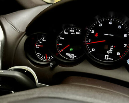 Білий Порше Cayenne, об'ємом двигуна 3.6 л та пробігом 152 тис. км за 23300 $, фото 21 на Automoto.ua