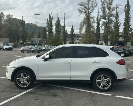 Порше Каен 2013 в Киеве на Automoto.ua Белый Порше Каен, объемом двигателя 3.6 л и пробегом 159 тыс. км за 19900 $, фото 3 на Automoto.ua