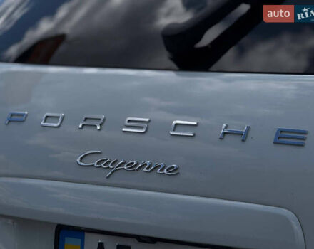 Білий Порше Cayenne, об'ємом двигуна 2.97 л та пробігом 190 тис. км за 24000 $, фото 13 на Automoto.ua