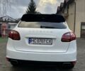 Белый Порше Каен, объемом двигателя 3 л и пробегом 169 тыс. км за 26500 $, фото 3 на Automoto.ua