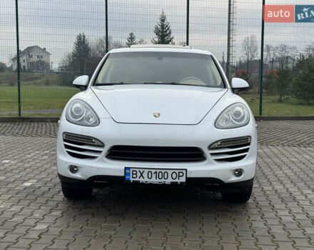 Белый Порше Каен, объемом двигателя 3 л и пробегом 136 тыс. км за 19900 $, фото 11 на Automoto.ua