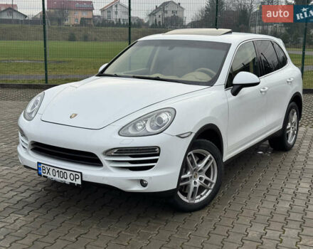 Белый Порше Каен, объемом двигателя 3 л и пробегом 136 тыс. км за 19900 $, фото 6 на Automoto.ua