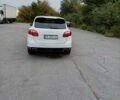 Белый Порше Каен, объемом двигателя 2.97 л и пробегом 167 тыс. км за 21000 $, фото 4 на Automoto.ua