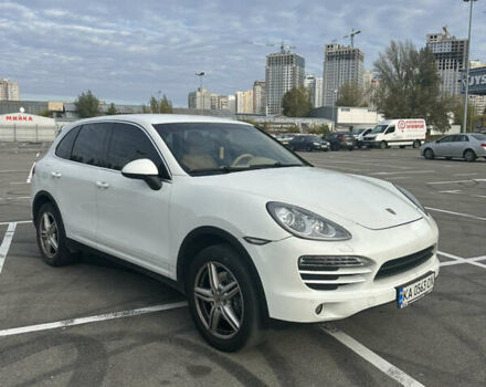 Порше Каен 2013 в Киеве на Automoto.ua Белый Порше Каен, объемом двигателя 3.6 л и пробегом 159 тыс. км за 19900 $, фото 1 на Automoto.ua