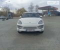 Белый Порше Каен, объемом двигателя 3.6 л и пробегом 120 тыс. км за 19400 $, фото 1 на Automoto.ua
