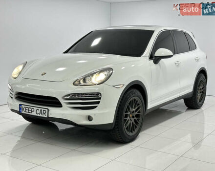Порше Каен 2013 в Одессе на Automoto.ua Белый Порше Каен, объемом двигателя 3.6 л и пробегом 225 тыс. км за 18800 $, фото 1 на Automoto.ua