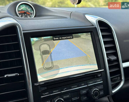 Білий Порше Cayenne, об'ємом двигуна 2.97 л та пробігом 190 тис. км за 24000 $, фото 45 на Automoto.ua