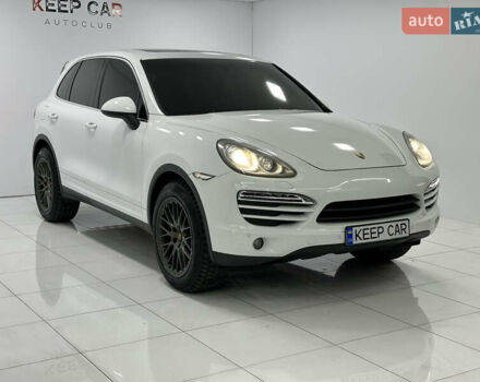 Порше Каен 2013 в Одессе на Automoto.ua Белый Порше Каен, объемом двигателя 3.6 л и пробегом 225 тыс. км за 18800 $, фото 2 на Automoto.ua
