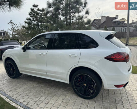 Білий Порше Cayenne, об'ємом двигуна 4.8 л та пробігом 89 тис. км за 28999 $, фото 5 на Automoto.ua