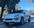 Белый Порше Каен, объемом двигателя 3 л и пробегом 318 тыс. км за 25000 $, фото 1 на Automoto.ua