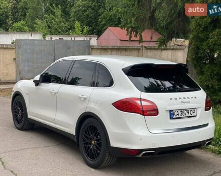 Белый Порше Каен, объемом двигателя 2.97 л и пробегом 308 тыс. км за 20999 $, фото 3 на Automoto.ua