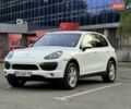 Белый Порше Каен, объемом двигателя 4.13 л и пробегом 192 тыс. км за 32000 $, фото 1 на Automoto.ua