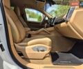 Белый Порше Каен, объемом двигателя 3.6 л и пробегом 150 тыс. км за 20000 $, фото 33 на Automoto.ua