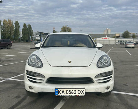 Порше Каен 2013 в Киеве на Automoto.ua Белый Порше Каен, объемом двигателя 3.6 л и пробегом 159 тыс. км за 19900 $, фото 2 на Automoto.ua