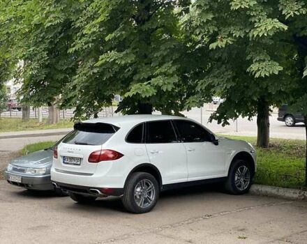 Белый Порше Каен, объемом двигателя 2.97 л и пробегом 308 тыс. км за 20999 $, фото 21 на Automoto.ua