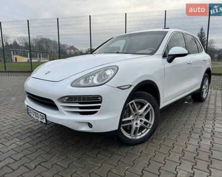 Белый Порше Каен, объемом двигателя 3 л и пробегом 136 тыс. км за 19900 $, фото 8 на Automoto.ua