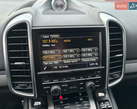 Білий Порше Cayenne, об'ємом двигуна 4.8 л та пробігом 81 тис. км за 20900 $, фото 13 на Automoto.ua