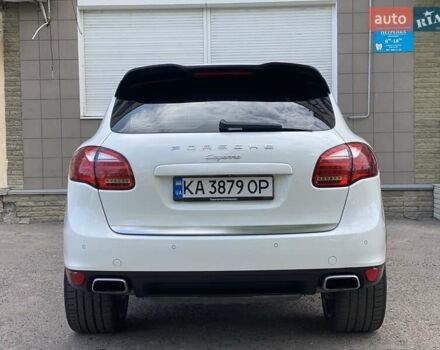 Белый Порше Каен, объемом двигателя 2.97 л и пробегом 308 тыс. км за 20999 $, фото 29 на Automoto.ua