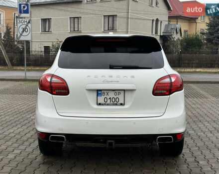 Белый Порше Каен, объемом двигателя 3 л и пробегом 136 тыс. км за 19900 $, фото 22 на Automoto.ua