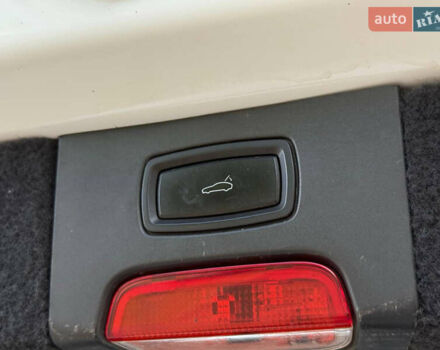 Білий Порше Cayenne, об'ємом двигуна 2.97 л та пробігом 190 тис. км за 24000 $, фото 19 на Automoto.ua