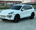 Білий Порше Cayenne, об'ємом двигуна 3 л та пробігом 235 тис. км за 17500 $, фото 1 на Automoto.ua