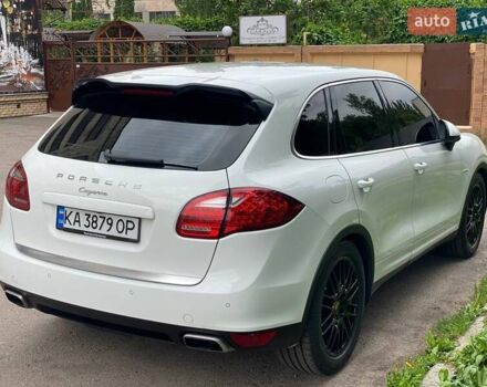 Белый Порше Каен, объемом двигателя 2.97 л и пробегом 308 тыс. км за 20999 $, фото 7 на Automoto.ua