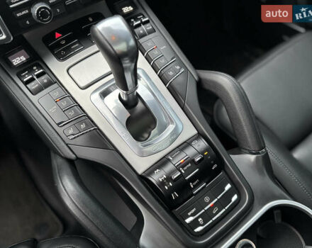 Білий Порше Cayenne, об'ємом двигуна 4.8 л та пробігом 81 тис. км за 20900 $, фото 17 на Automoto.ua