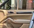 Белый Порше Каен, объемом двигателя 3.6 л и пробегом 150 тыс. км за 20000 $, фото 31 на Automoto.ua