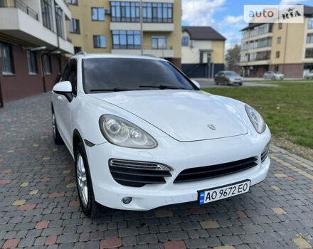 Білий Порше Cayenne, об'ємом двигуна 4.8 л та пробігом 180 тис. км за 23500 $, фото 2 на Automoto.ua