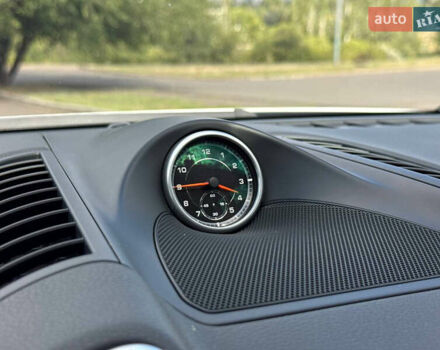 Білий Порше Cayenne, об'ємом двигуна 2.97 л та пробігом 190 тис. км за 24000 $, фото 46 на Automoto.ua