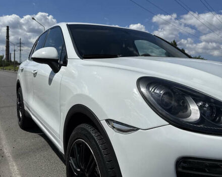 Порше Cayenne 2013 у Дніпро (Дніпропетровську) на Automoto.ua Білий Порше Cayenne, об'ємом двигуна 3 л та пробігом 176 тис. км за 21800 $, фото 4 на Automoto.ua