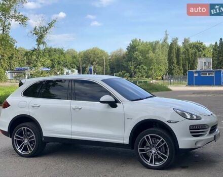 Белый Порше Каен, объемом двигателя 2.97 л и пробегом 308 тыс. км за 20999 $, фото 31 на Automoto.ua