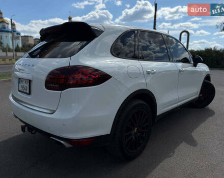 Білий Порше Cayenne, об'ємом двигуна 2.97 л та пробігом 190 тис. км за 24000 $, фото 14 на Automoto.ua