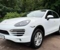 Білий Порше Cayenne, об'ємом двигуна 2.97 л та пробігом 310 тис. км за 19000 $, фото 1 на Automoto.ua