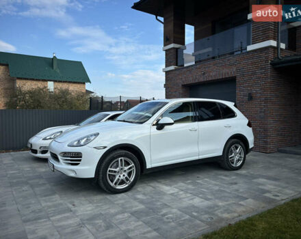 Порше Cayenne 2013 у Івано-Франківську на Automoto.ua Білий Порше Cayenne, об'ємом двигуна 2.97 л та пробігом 131 тис. км за 27000 $, фото 2 на Automoto.ua