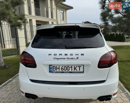 Білий Порше Cayenne, об'ємом двигуна 4.8 л та пробігом 89 тис. км за 28999 $, фото 4 на Automoto.ua