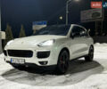 Белый Порше Каен, объемом двигателя 2.97 л и пробегом 185 тыс. км за 22600 $, фото 1 на Automoto.ua