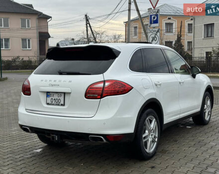 Белый Порше Каен, объемом двигателя 3 л и пробегом 136 тыс. км за 19900 $, фото 24 на Automoto.ua