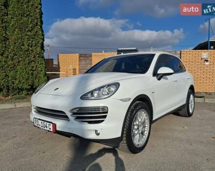 Белый Порше Каен, объемом двигателя 2.97 л и пробегом 194 тыс. км за 31700 $, фото 24 на Automoto.ua