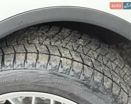 Белый Порше Каен, объемом двигателя 3 л и пробегом 195 тыс. км за 28700 $, фото 9 на Automoto.ua