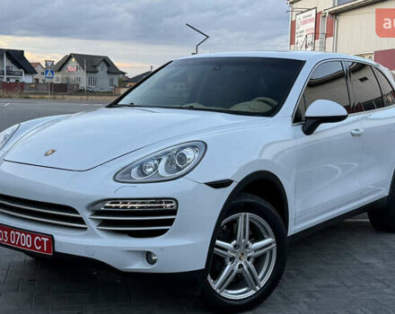 Белый Порше Каен, объемом двигателя 3 л и пробегом 187 тыс. км за 22400 $, фото 13 на Automoto.ua