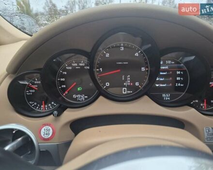 Белый Порше Каен, объемом двигателя 3 л и пробегом 155 тыс. км за 32000 $, фото 19 на Automoto.ua