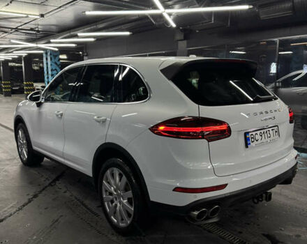 Белый Порше Каен, объемом двигателя 3.6 л и пробегом 130 тыс. км за 27500 $, фото 15 на Automoto.ua