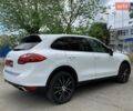 Білий Порше Cayenne, об'ємом двигуна 3 л та пробігом 192 тис. км за 23999 $, фото 21 на Automoto.ua