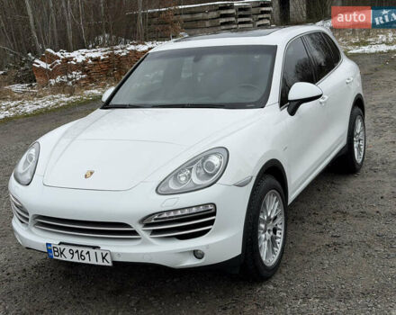 Белый Порше Каен, объемом двигателя 3 л и пробегом 195 тыс. км за 28700 $, фото 37 на Automoto.ua
